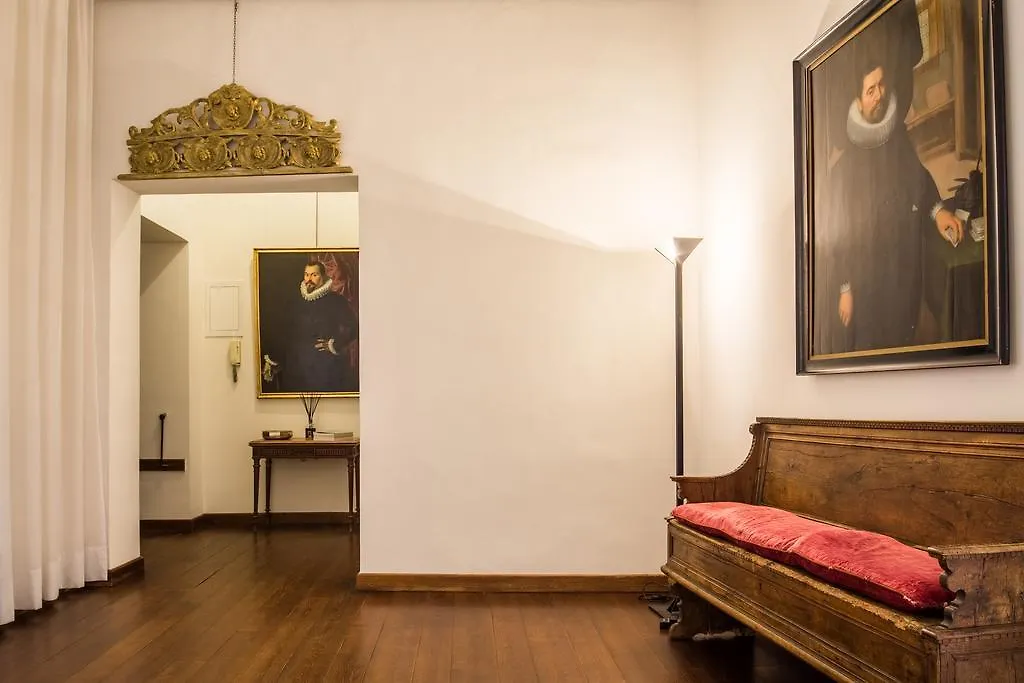 Pantheon Luxury Palace With Terrace Apartment