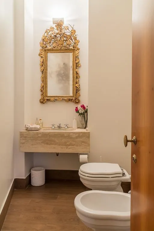 Apartment Pantheon Luxury Palace With Terrace Italy