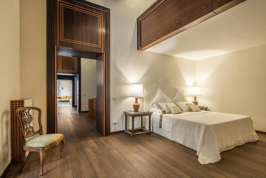 Pantheon Luxury Palace With Terrace Apartment Rome